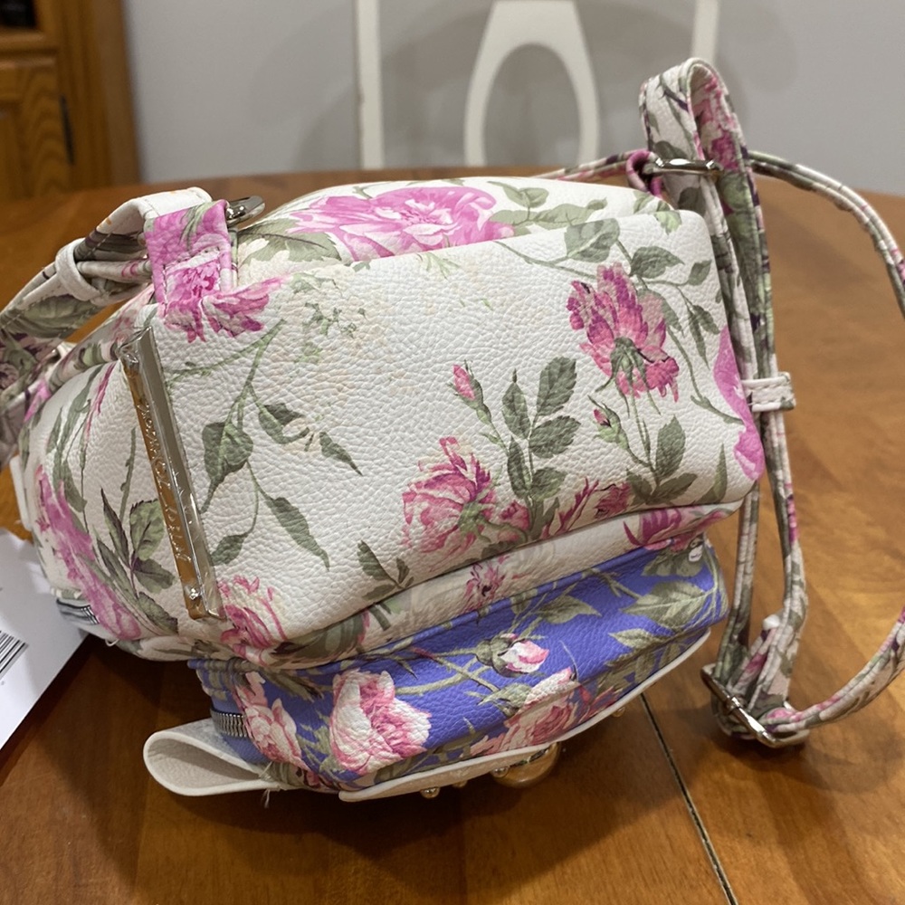NWT. BetseyJohnson floral puppy, mini backpack/purse. - Picture 10 of 13